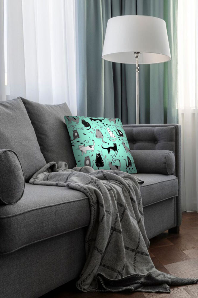 Lazy Cats Home Decorative Pillow Bertoni 40 x 40 cm.